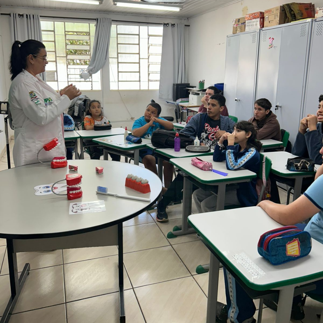 Departamento de Odontologia de Sarandi realiza ação de Saúde Bucal na Escola Municipal São Francisco de Assis